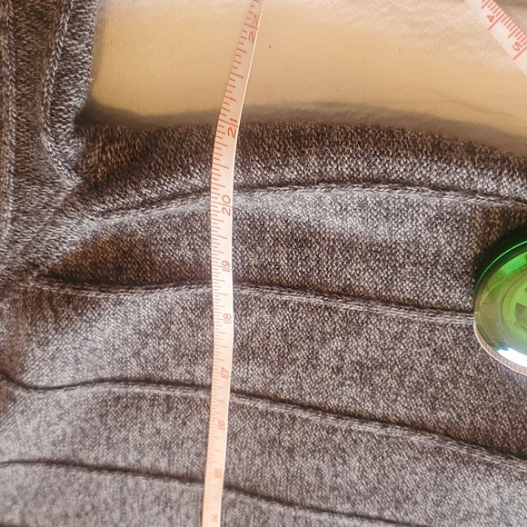 Pursuits, Ltd. Open Front Long Decorative Seamed‎ Accents Sz. M Cardigan - Picture 11 of 12